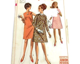 60s Vintage Simplicity Girls dress Pattern 9