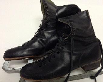 Antique Distressed Mens  Vintage Black  Leather Ice Skates