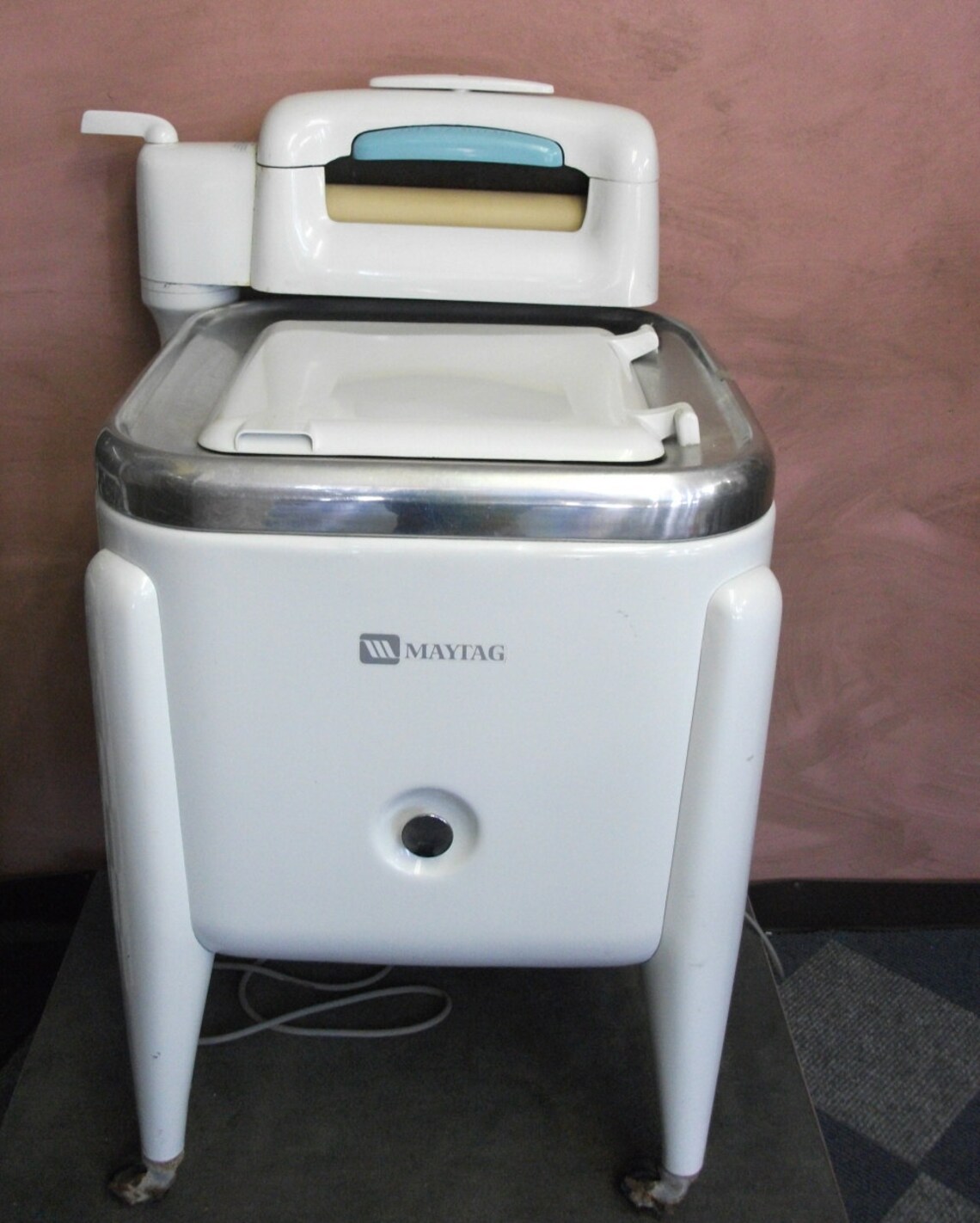 60s Vintage Maytag Wringer Washing Machine on Wheels Etsy