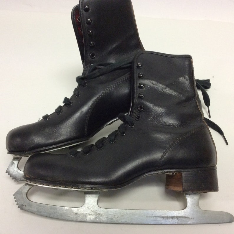 Patins Glace Cuir Pour Dames Marque Daoust 7 | Les Bricolles De Cleo En