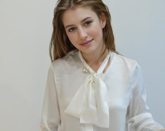 Elegant Mulberry Silk Bow Blouse