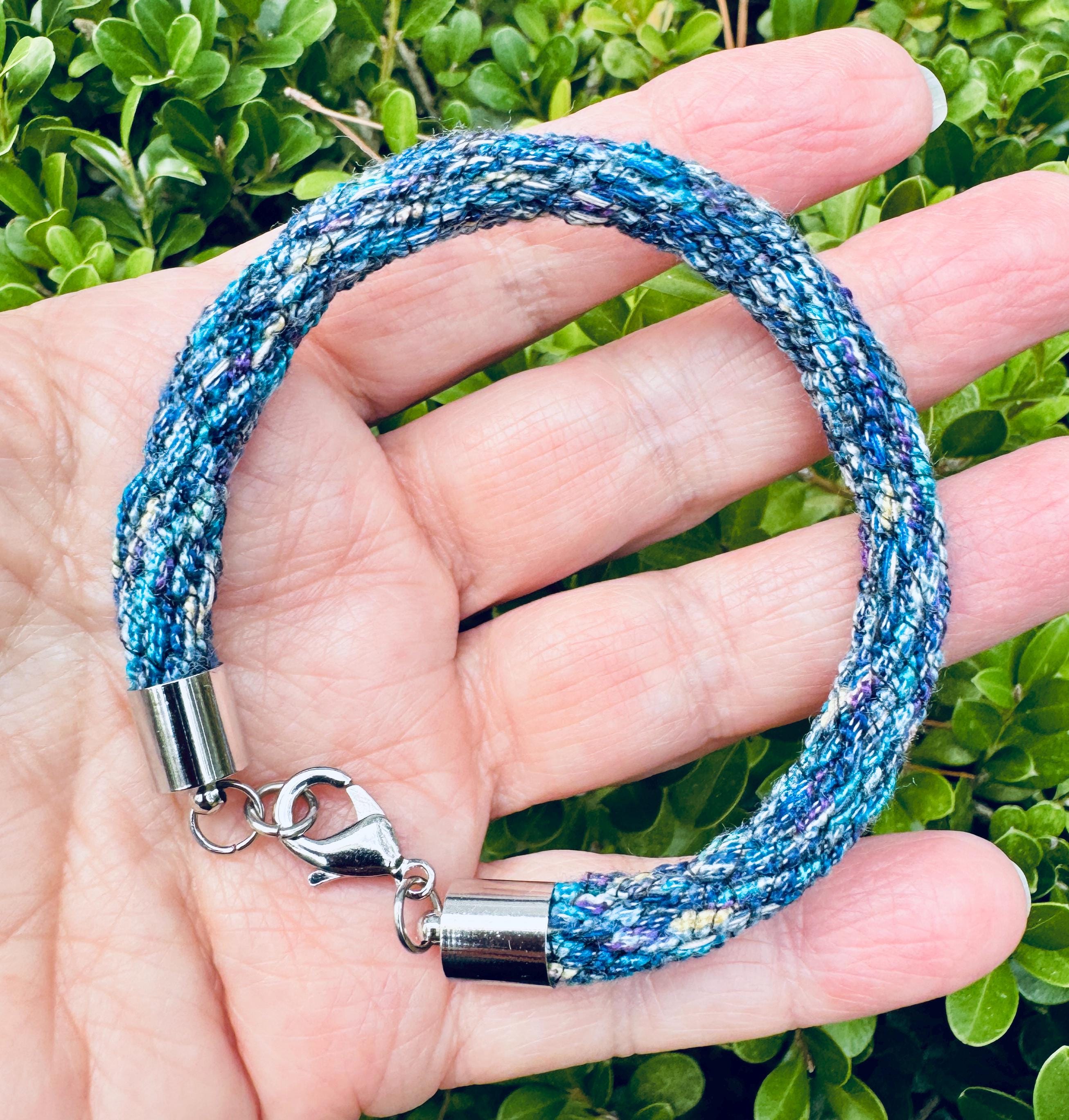 Rhythm in Blues Bracelet. Easy 16-strand Kumihimo Kit. Soft