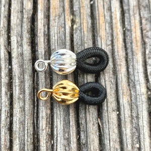 Fancy Eyeglass Holders (Package of 4). Two color choices