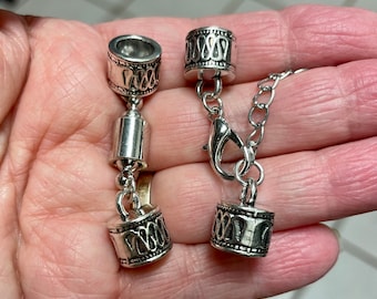 Decorative 7.6mm End Caps with locking magnetic clasp or lobster clasp. Silver-plated. Assembled.