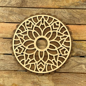 Kumihimo Marudai, wood, mandala design, 12 inches high, personalized, with maple top image 2