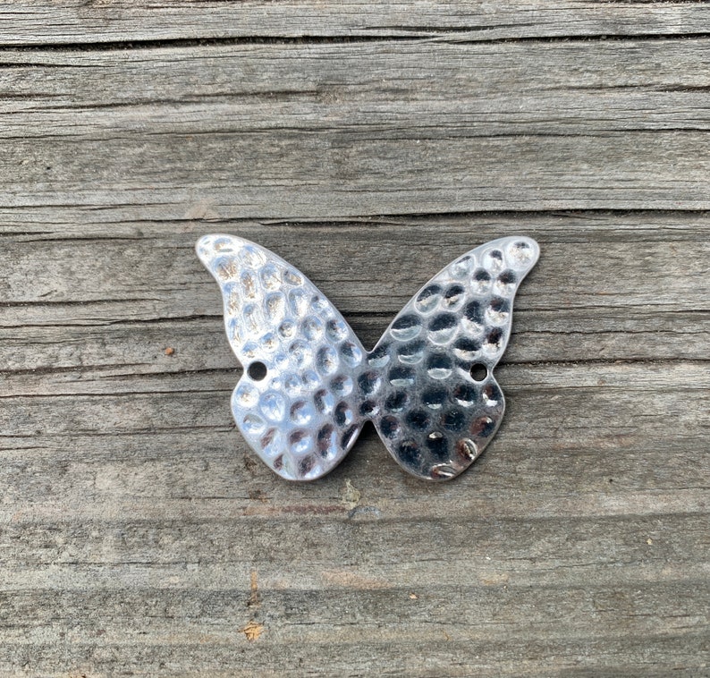 3 Hammered Butterflies. Curved bracelet connector. Set/3. image 2