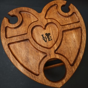 Mesa de picnic plegable estilo boho: mesa rústica de madera para vino, bandeja para servir al aire libre, tabla de embutidos y quesos, regalo para amantes del vino, decoración portátil