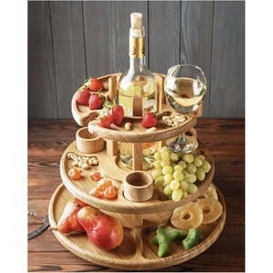 Mesa de vino plegable personalizada: bandeja de vino de madera portátil, plato escalonado, regalo perfecto para novios, muebles de patio, regalo de inauguración de la casa