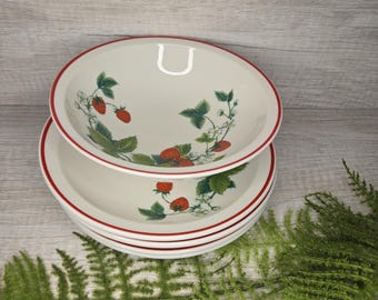 Set of Strawberry Plates and Bowl Vintage Ming Pao