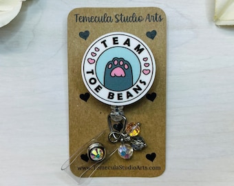Cat Badge Reel | Badge Reel | Medical ID Badge | Nurse Badge Reel Funny | Funny Badge Holder | Funny Gift | Badge Holder | Cat Toe Beans