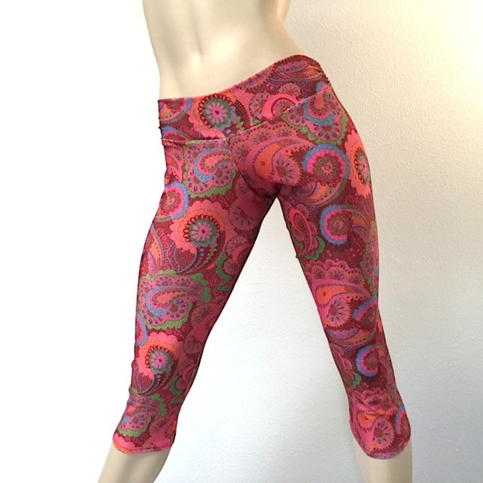 Red Paisley Hot Yoga Pants Low Rise Capri Workout Sxyfitness Etsy