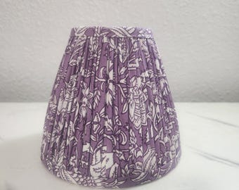 Gathered lamp shade