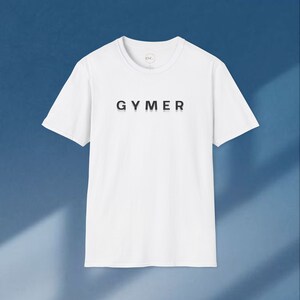 Camiseta gráfica minimalista &quot;GYMER&quot;, Camiseta gráfica extragrande Gildan, Camiseta perfecta para amantes del gimnasio