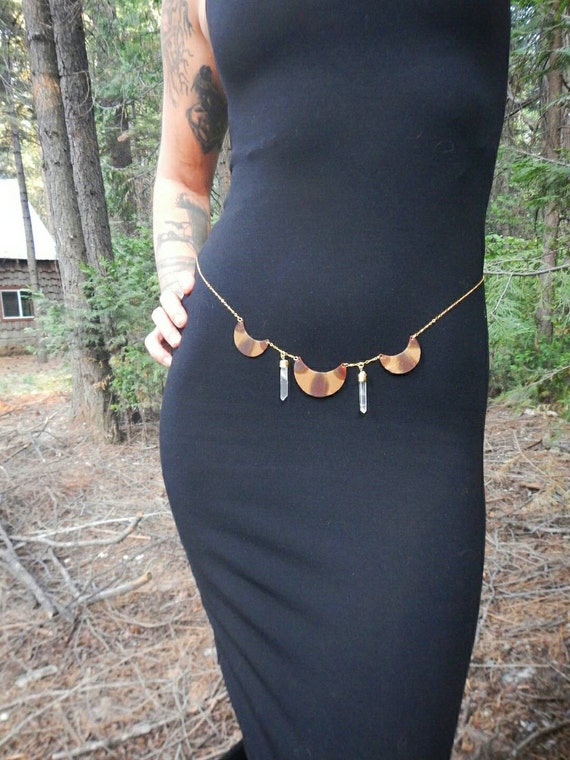 Crystal chain belt clearance