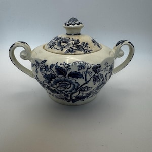 Windermere Wedgwood Zuckerdose mit Deckel Blau Weiß Blumenmuster 13x15cm