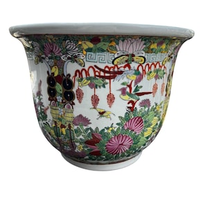 Vintage Chinese porcelain planter Famille Rose Style Cachepot fishbowl 12x10