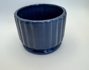 Jarrón de cerámica Haeger con laterales acanalados, estilo art déco, pequeño, azul, de EE. UU., años 80, vintage
