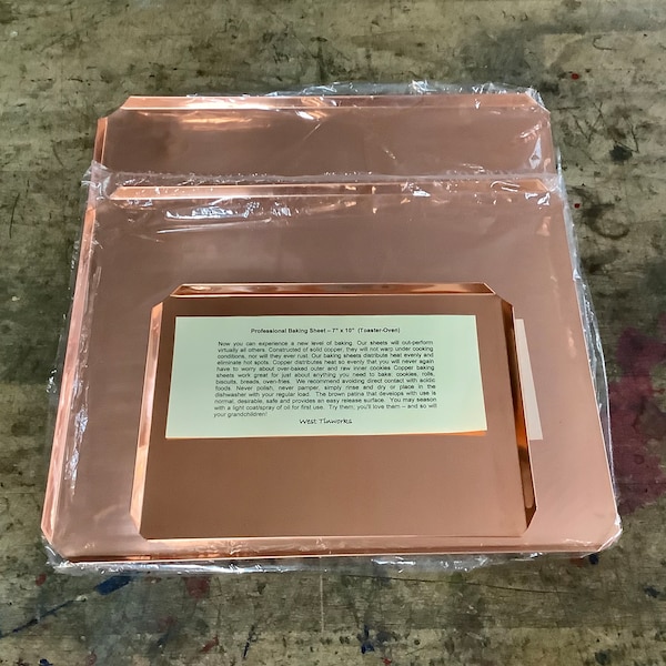 Juego de tres piezas de bandejas para horno tostador y para hornear de cobre macizo, hechas a mano en EE. UU., regalo de séptimo aniversario de cobre, regalo de despedida de soltera de West Tinworks