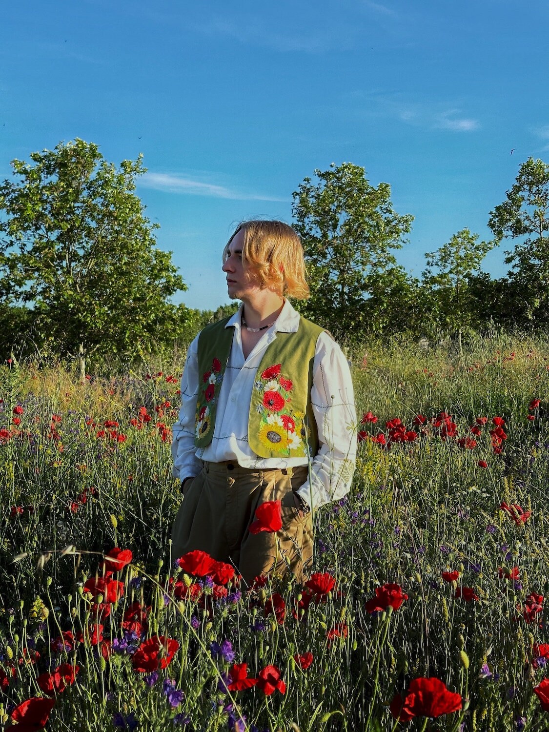 Unisex Green Embroidered Vest Floral Poppies Sunflowers Daisies