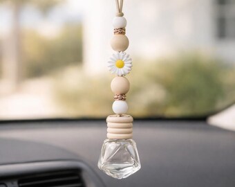 Difusor de Óleos Essenciais Daisy para Carro | Difusor de Óleos Essenciais | Enfeite Floral para Retrovisor | Acessório Automotivo Boho Neutro