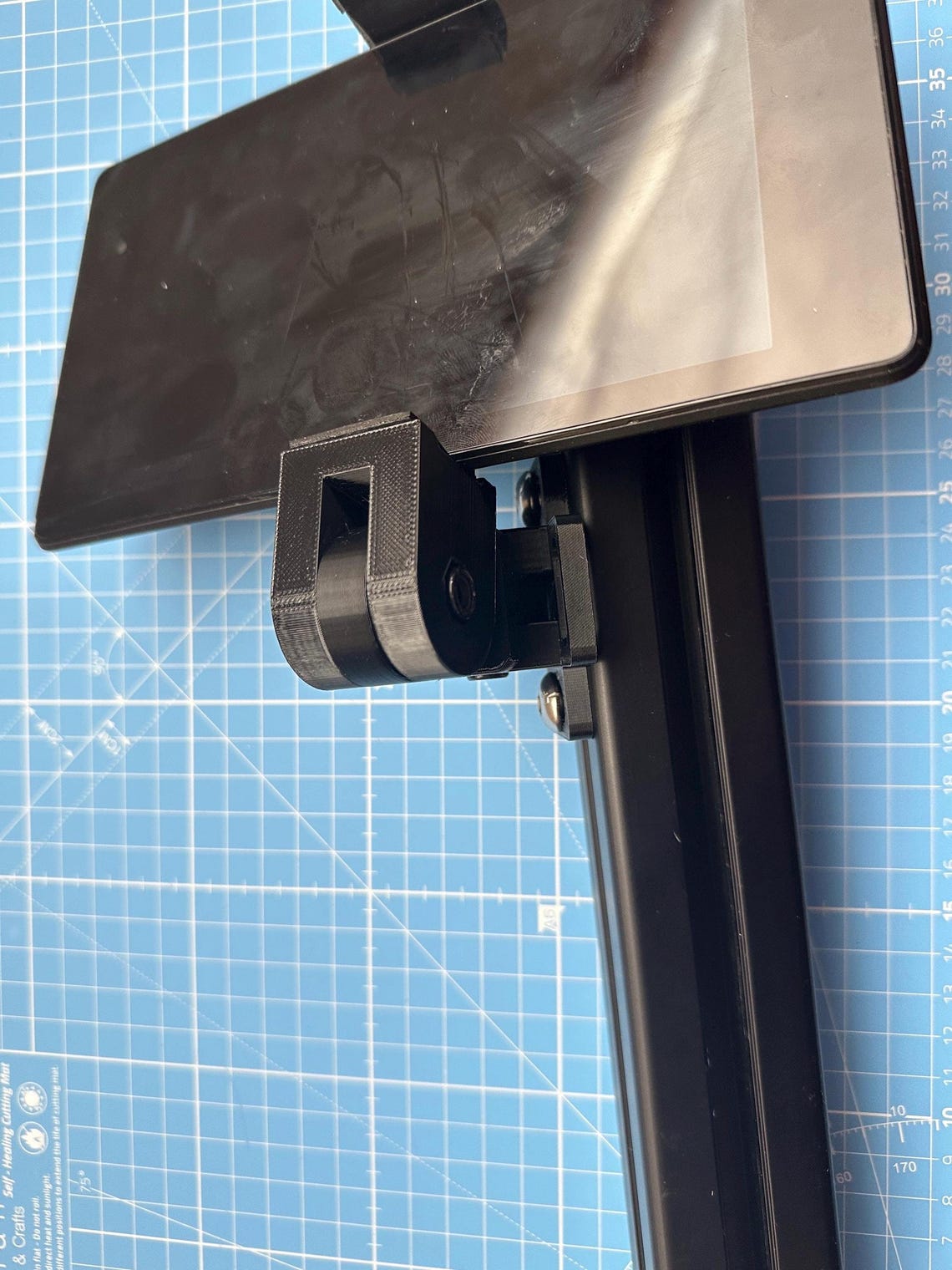 Sim Racing Rig Phone & Tablet Mount: Adjustable Macro Keyboard Holder ...