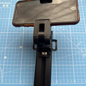 Sim Racing Rig Phone & Tablet Mount: Adjustable Macro Keyboard Holder