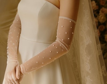 Pearl Tulle Bridal Gloves, Long Sheer Wedding Gloves with Fingers, Ruched Mesh Gloves with Pearls, Elegant Opera Length Gloves