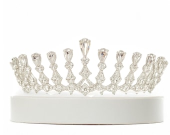 Luxury Crystal Bridal Tiara, Statement Wedding Crown, Silver Rhinestone Headpiece for Brides