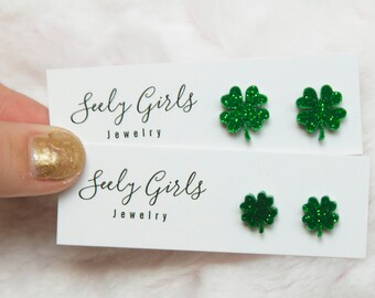 St Patrick's Day Earrings.. St Patricks.. Four Leaf Clover.. Green.. Mommy and Me Earrings.. Little Sister Big Sister..Sparkly Glitter..Gift