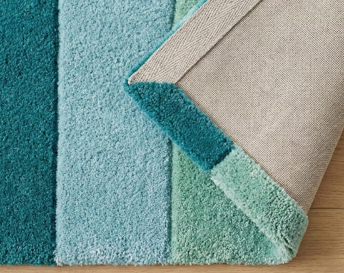 Hand Tufted Wool Area Rug – Teal Mint Wavy Abstract Design