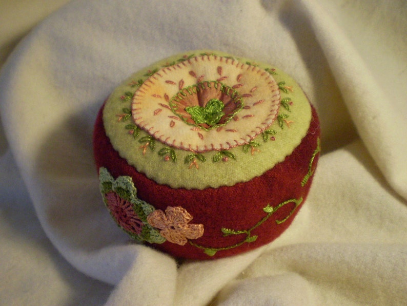 Merlot citron pincushion image 1