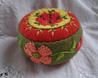Tomato Red and Green Pincushion