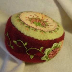 Merlot citron pincushion image 5