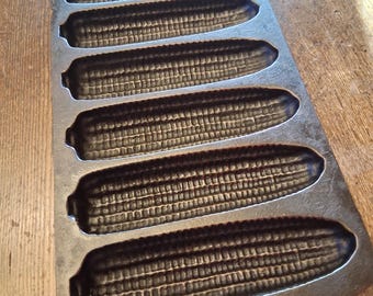 Cast Iron Cornstick Pan