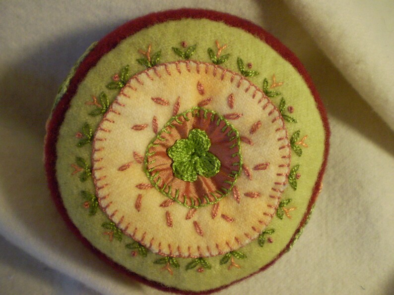 Merlot citron pincushion image 4