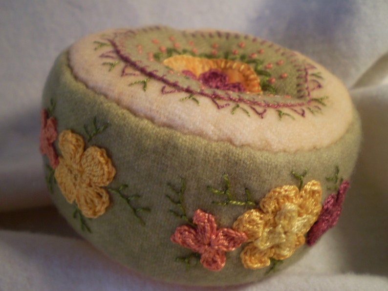 Citrus Flower Pincushion image 4