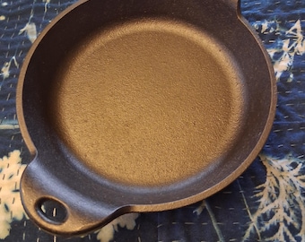 Lodge Small Casserole