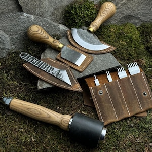 Set di 5 utensili per tagliare, assottigliare e forare la pelle, con custodia in pelle. Attrezzi per scarnitura. Lavorazione della pelle. Forgiati a mano. Acciaio al carbonio 52100.