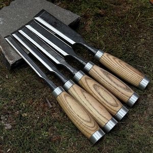5-Piece Bevel Edge Chisel Set with Leather Case. Wood Carving Tools. Woodworking Carpentry Chisels. Hand Forged Tools. Carbon Steel 52100.