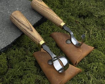 Hook and Scorp Knives with Leather Cases. Spoon, Bowl Carving Knives. Woodworking Tools. Wood Carving. Hand Forged Tools. Carbon Steel 52100