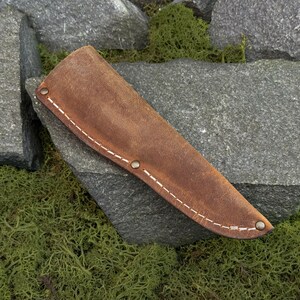 Handmade leather knife sheath with reinforced stitching, protective leather knife pouch for outdoor knives