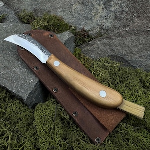 Pilzmesser mit Lederetui. Gartenwerkzeug. Messer mit Bürste zum Pilze Sammeln. Outdoor Messer. Handgeschmiedetes Werkzeug. Kohlenstoffstahl 52100