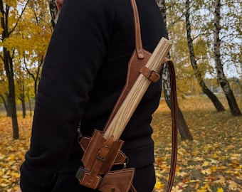 Leather Axe Case. Leather Shoulder Holster for Axe Carrying. Fixed Strap Axe Holder for Bushcraft and Camping. Durable Crazy Horse Leather.