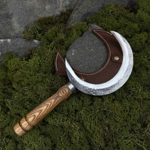 Crescent Sickle with Leather Case. Garden Sickle for Trimming Plants and Shrubs. Harvesting Sickle. Hand Forged Tool. Carbon Steel 52100.