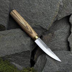 Hand Forged Sloyd Knife with Carbon Steel Blade. Leather Case Included. Wood Carving Tool for Spoons, Cups, Whittling, and Green Woodwork.