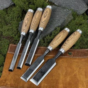 5-Piece Bevel Edge Chisel Set with Leather Case. Wood Carving Tools. Woodworking Carpentry Chisels. Hand Forged Tools. Carbon Steel 52100.