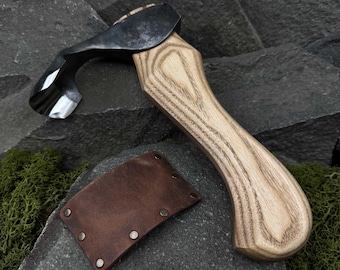 Carving Adze with Leather Case. Woodworking Axe for Beginners. Curved Adze for Camping and Hiking. Hand Forged Tool. Carbon Steel 52100.