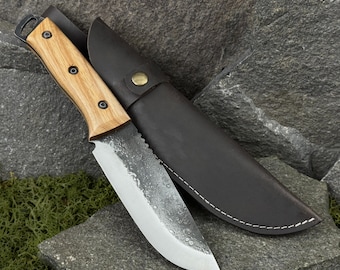 Cuchillo de camping con envoltorio de regalo, herramienta de supervivencia y bushcraft forjada a mano con funda de cuero, regalo para él