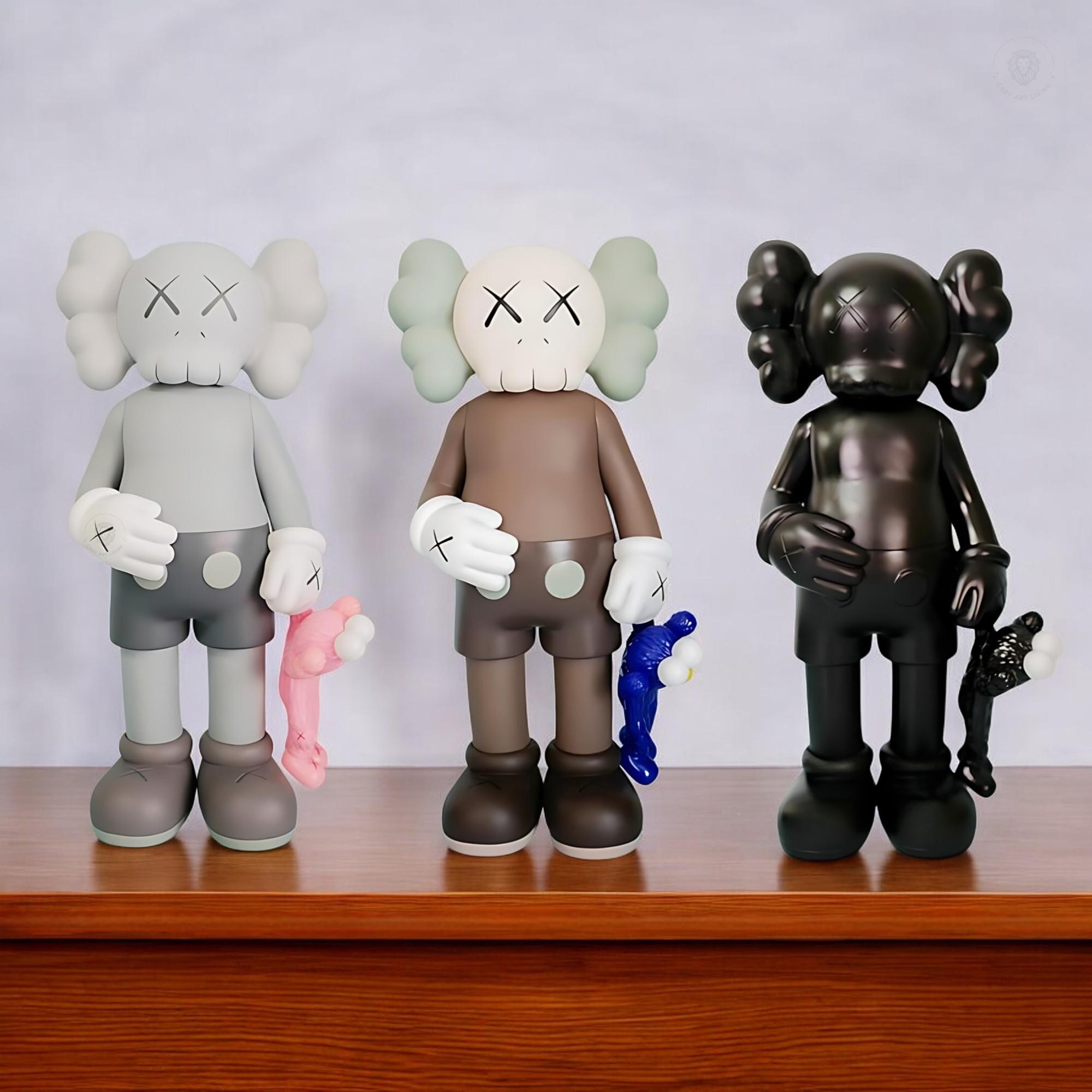 Collectible Replica Figure Decorative Modern Replica Statue for