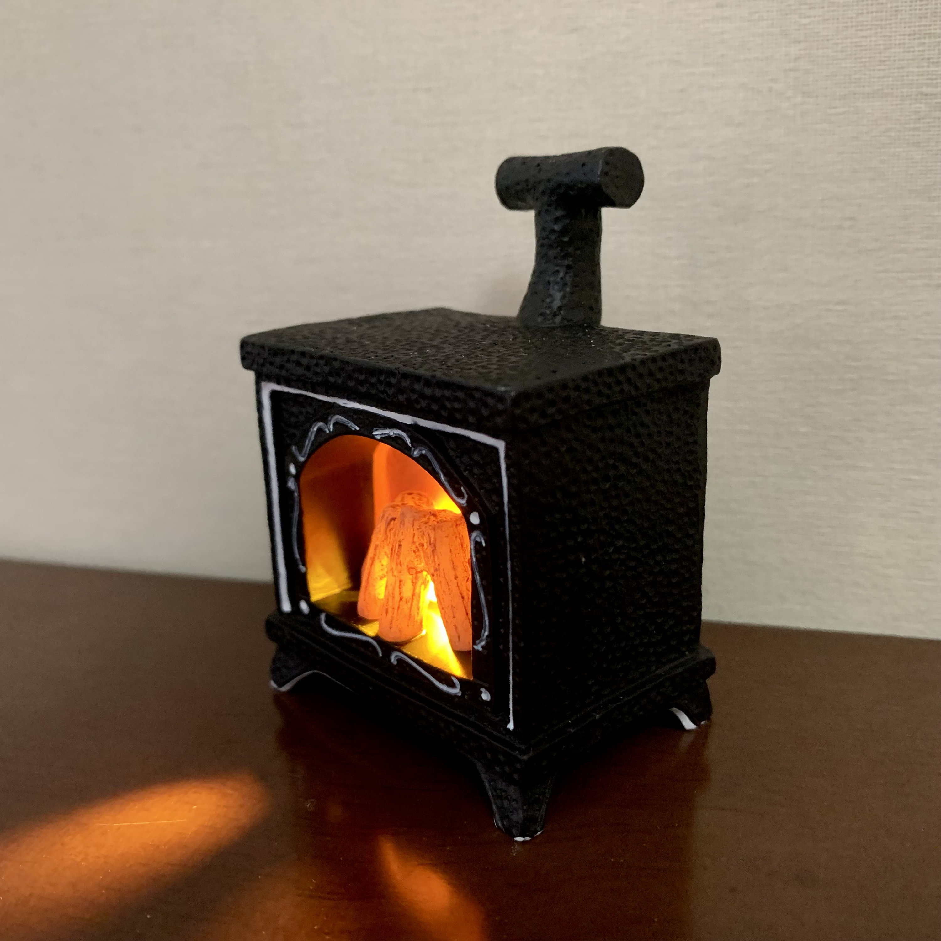 70MM Mini Burning Firewood Fireplace Night Light, Lit LED.